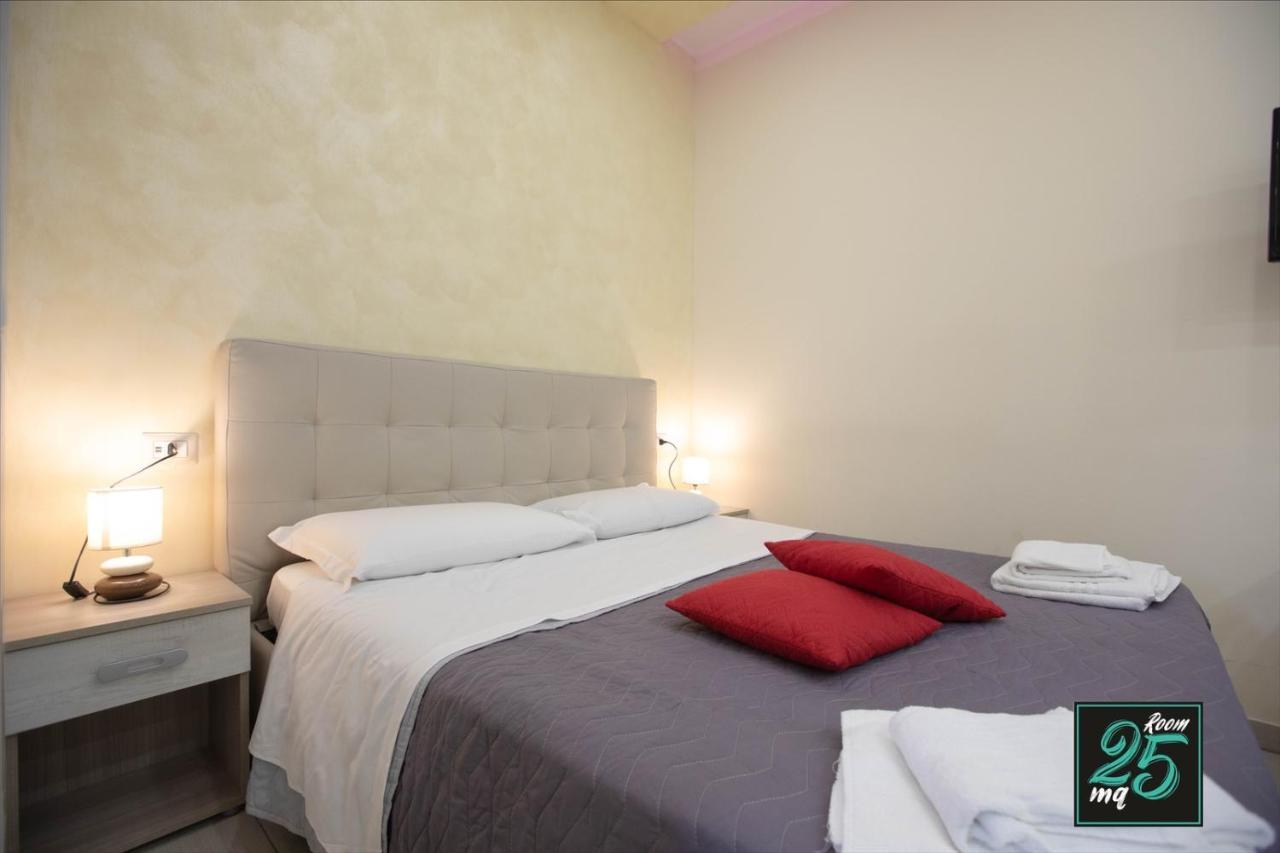 Room25Mq Picasso Cercola Exterior foto